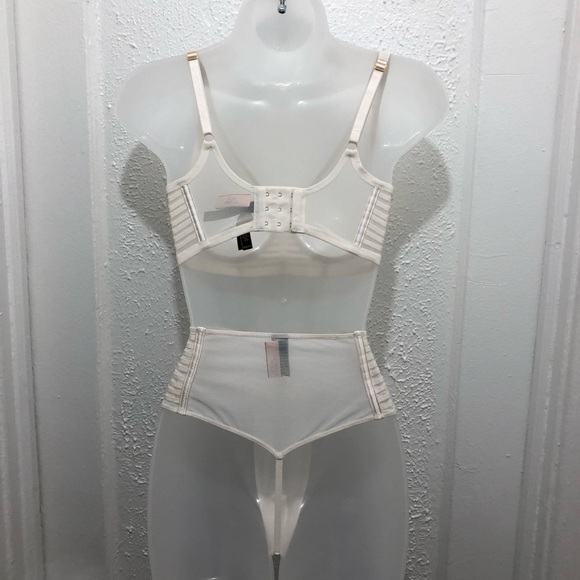 Victoria’s Secret 32DD & Small High Waist Thong Mesh Caged Bra Set Coconut White - Picture 6 of 8